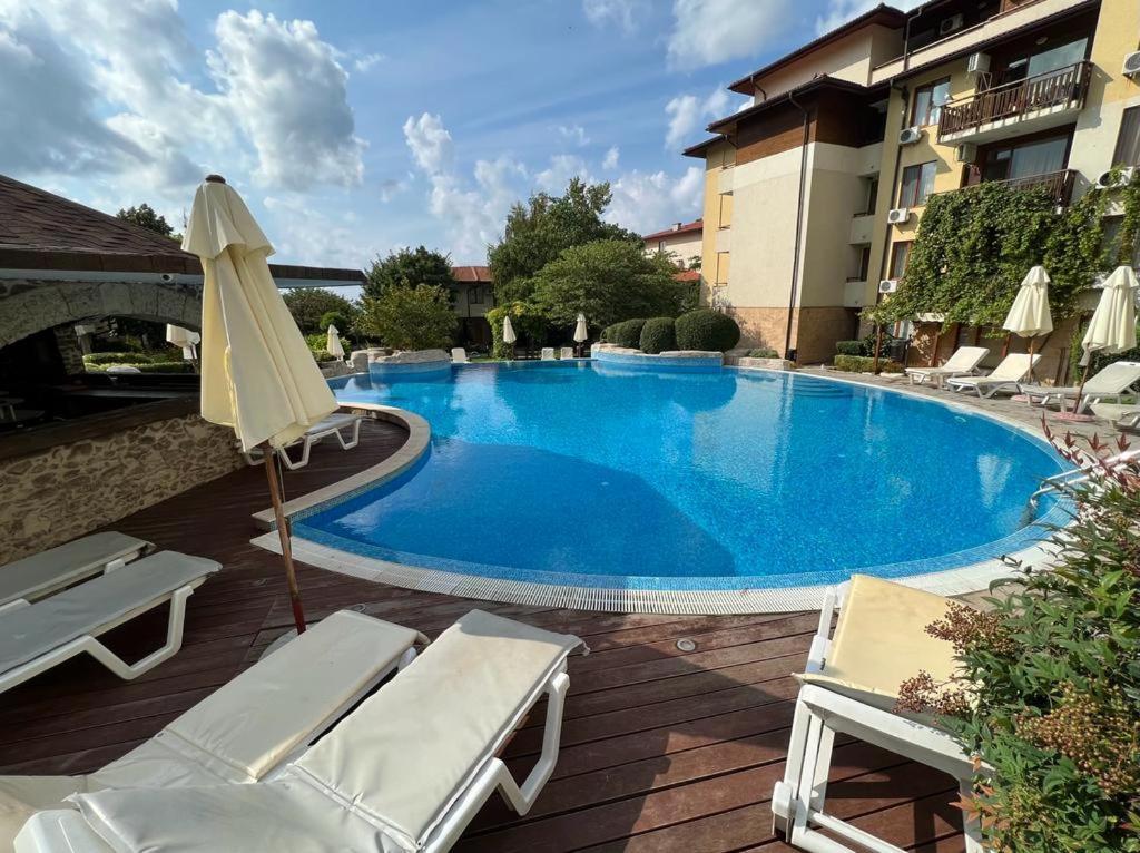 Psb Apartments In Gardens Of Eden Sveti Vlas Εξωτερικό φωτογραφία